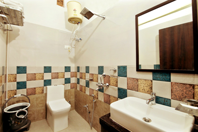 Family resort near Sajjangarh Fort photo gallery